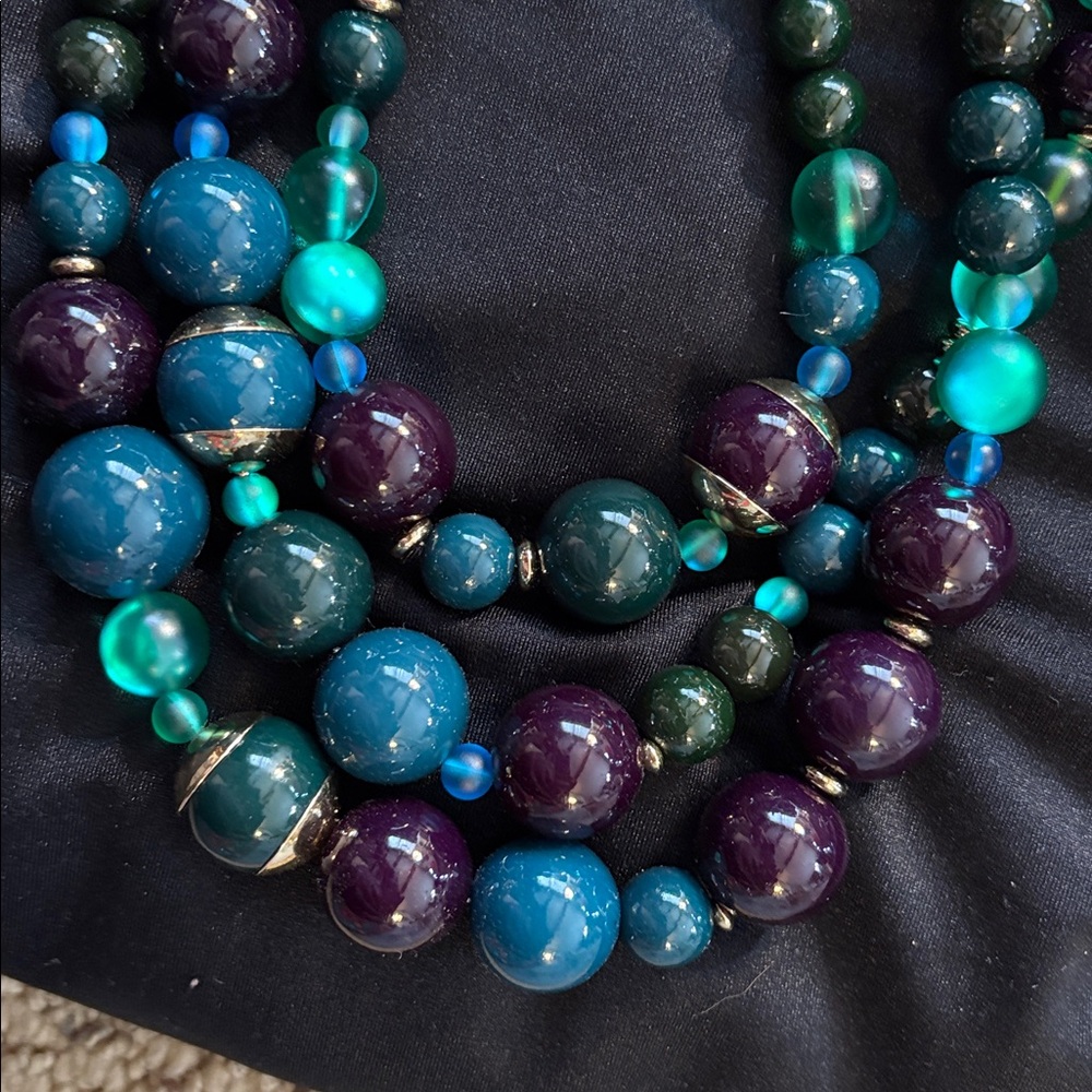 Talbots Multi-Strand Blue & Teal Beaded Statement Necklace - Picture 3 of 4